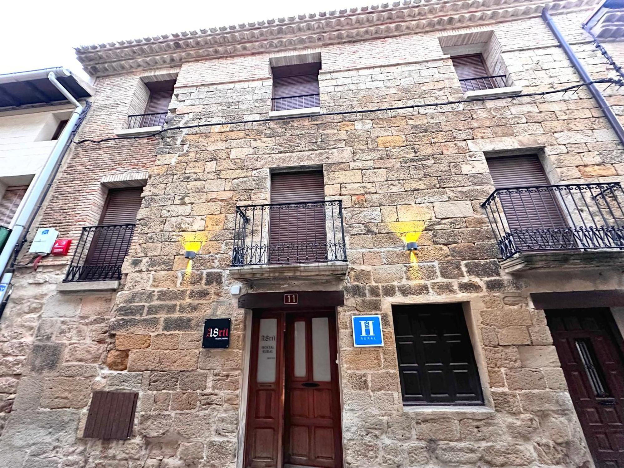 Rural 18 De Abril * Olite